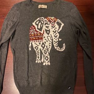 Never worn Hollister sweater